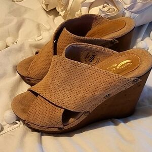 Sbicca Beige Suede Perforated Crisscross Wedge Sandals